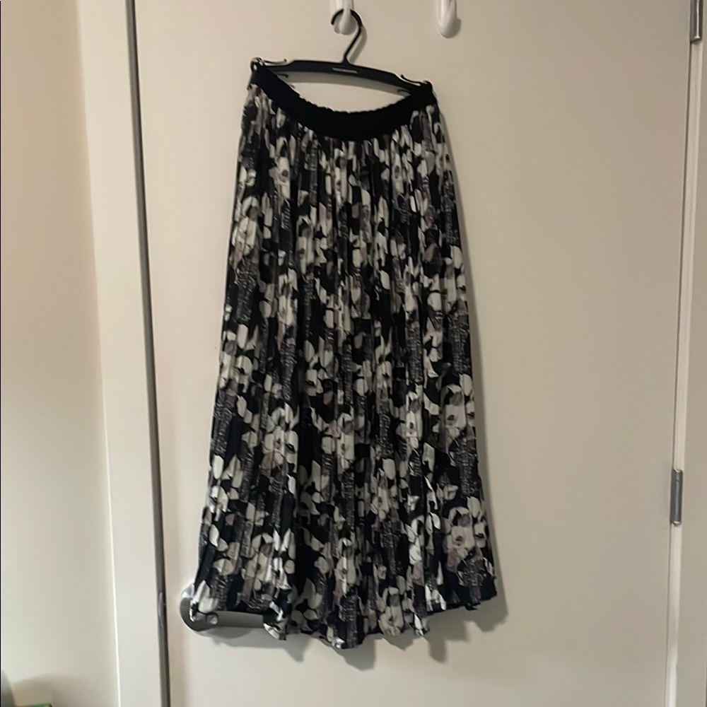 Floral Black and White Skirt